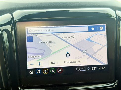 Used 2023 Chevrolet Traverse Premier image 34