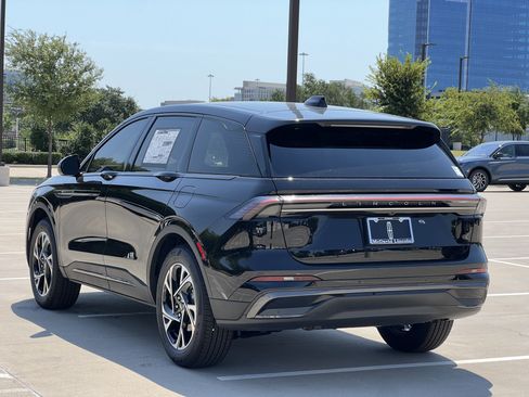 New 2025 Lincoln Nautilus Premier w/ Jet Appearance Package image 7