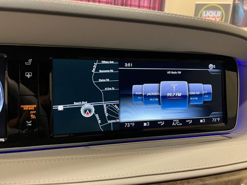 Used 2017 Mercedes-Benz S 550 Sedan image 26