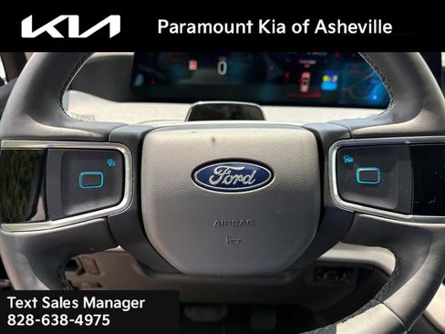 Used 2025 Ford Expedition Max Active RWD image 13