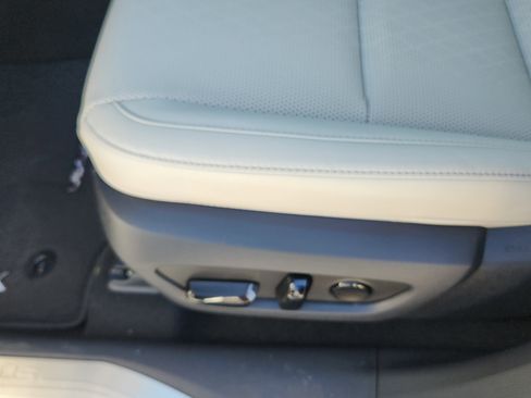 New 2026 Lexus RX 350 image 18