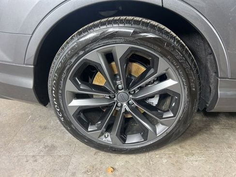 New 2026 Audi Q7 3.0T Premium Plus image 9