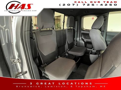 Used 2019 Toyota Tacoma TRD Sport AWD/4WD image 14