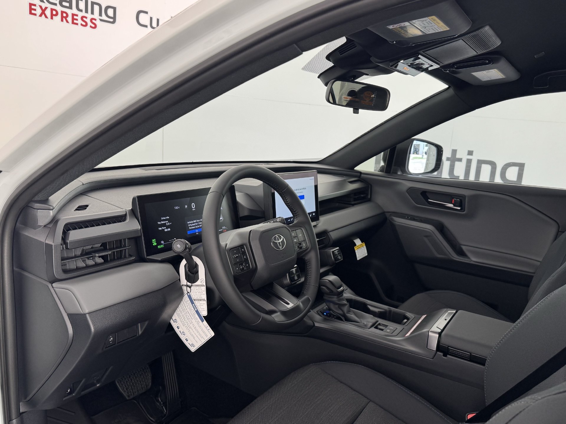 New 2026 Toyota RAV4 SE AWD/4WD image 2