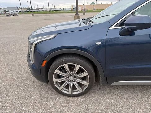 Used 2019 Cadillac XT4 Premium Luxury w/ Driver Assist Package image 9