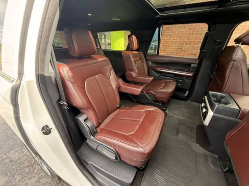 Used 2022 Ford Expedition Max Limited AWD/4WD image 12