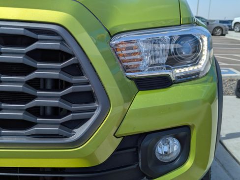 Used 2023 Toyota Tacoma TRD Off-Road AWD/4WD image 40