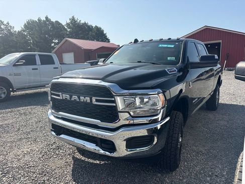 Used 2022 RAM 2500 Tradesman w/ Chrome Appearance Group AWD/4WD image 51