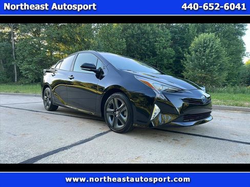Used 2016 Toyota Prius Three Touring FWD image 1
