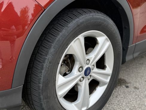 Used 2015 Ford Escape SE w/ Equipment Group 201A image 35