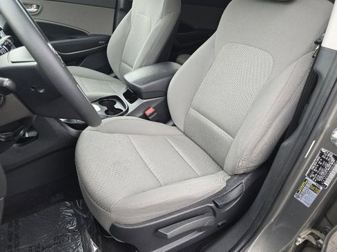 Used 2018 Hyundai Santa Fe Sport FWD image 22
