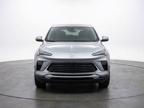 Used 2025 Buick Encore GX Preferred image 2