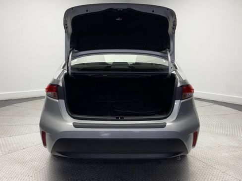 Used 2026 Toyota Corolla LE AWD/4WD image 35