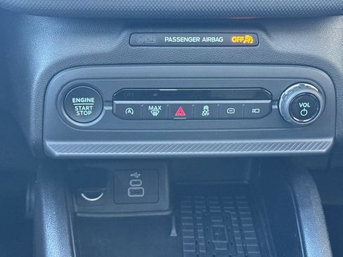 Certified 2025 Ford Bronco Sport Big Bend w/ Convenience Package image 21