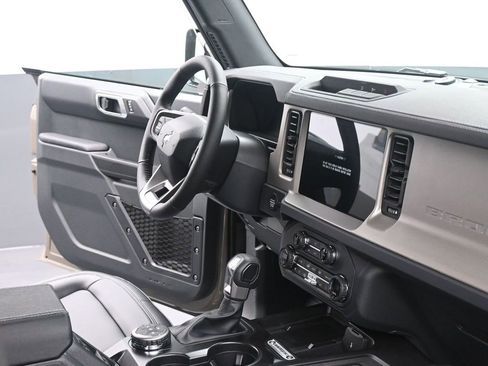 New 2025 Ford Bronco Outer Banks image 20