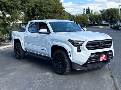 New 2026 Toyota Tacoma SR5 image 5