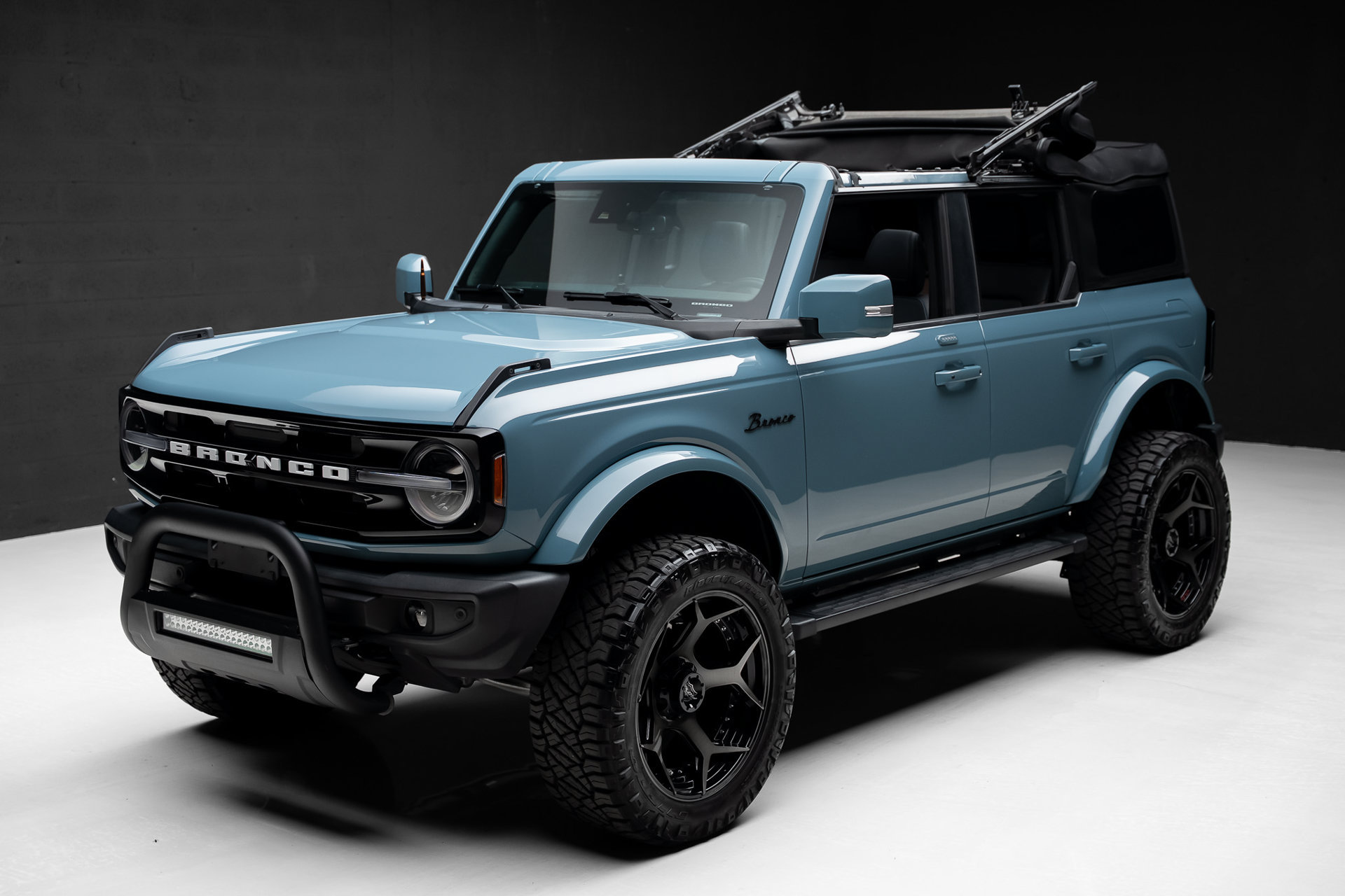 Used 2023 Ford Bronco Outer Banks AWD/4WD image 7