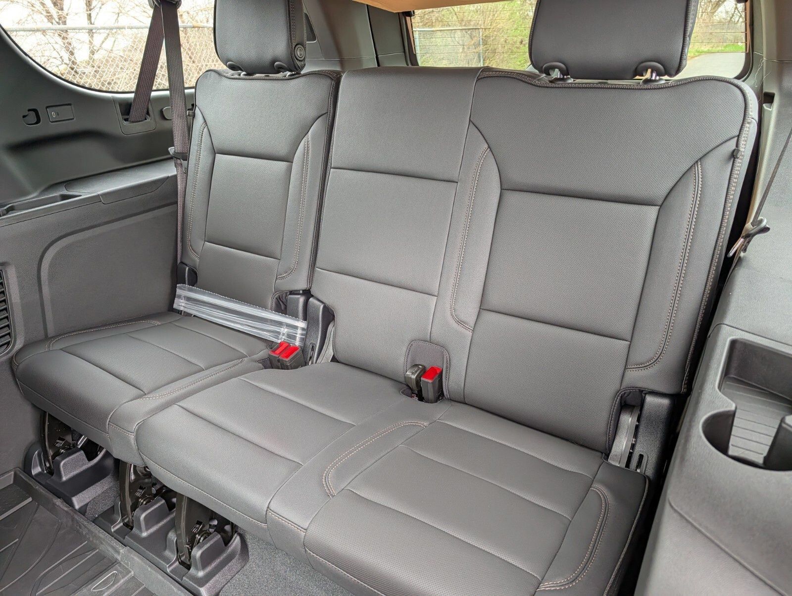 New 2026 Chevrolet Suburban High Country w/ Sun And Tow Package AWD/4WD image 28