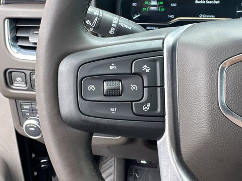 Used 2023 GMC Yukon XL SLT w/ SLT Luxury Package AWD/4WD image 26