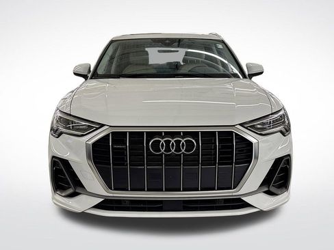 Used 2024 Audi Q3 2.0T Premium Plus w/ Premium Plus Package AWD/4WD image 8