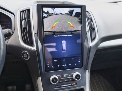 Used 2022 Ford Edge SEL w/ Sport Appearance Package image 20