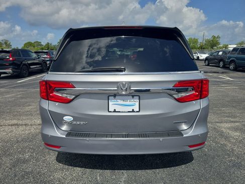 Used 2018 Honda Odyssey Touring image 5