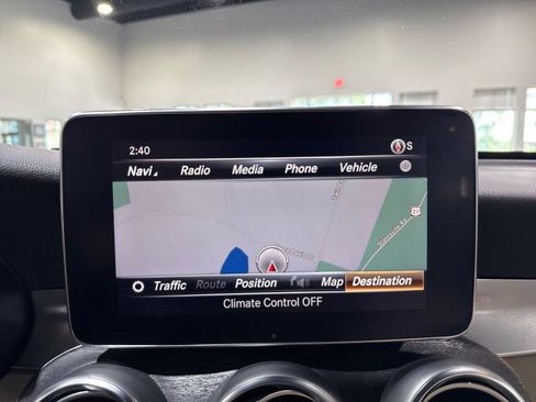 Used 2018 Mercedes-Benz GLC 300 w/ Multimedia Package image 79