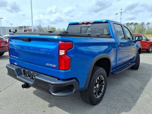 Used 2023 Chevrolet Silverado 1500 ZR2 w/ Technology Package AWD/4WD image 16