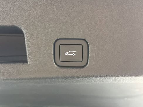 New 2025 GMC Acadia Elevation w/ Elevation Premium Package image 35