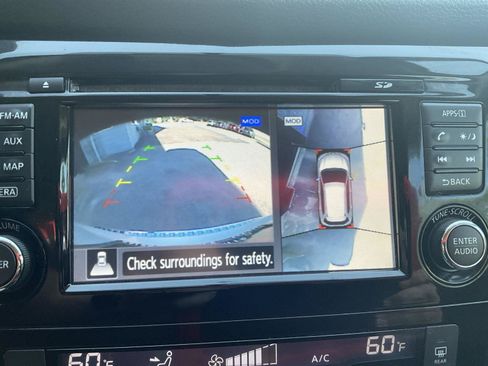 Used 2016 Nissan Rogue SV w/ SV Premium Package AWD/4WD image 19