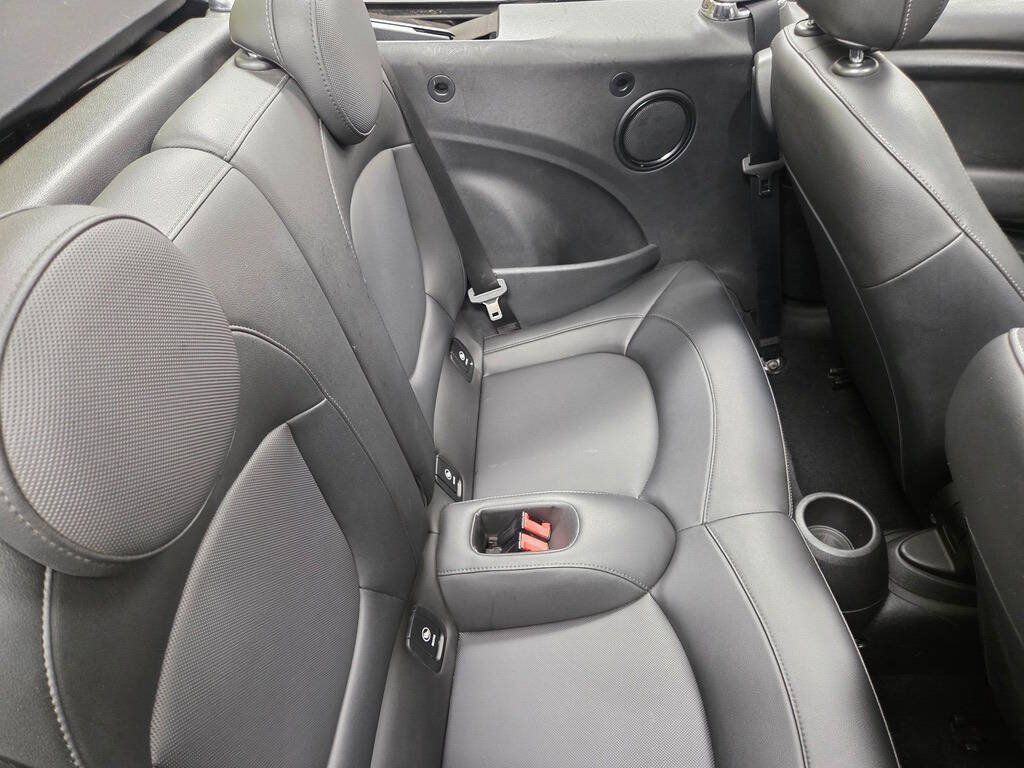 Used 2019 MINI Cooper Convertible w/ Signature Upholstery Package FWD image 37