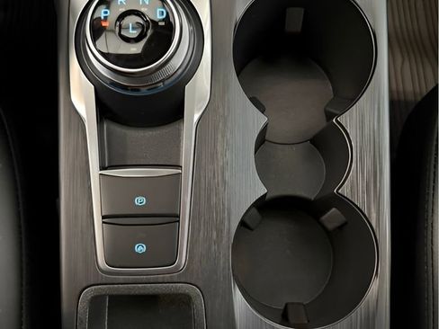 Used 2025 Ford Escape ST-Line w/ Tech Pack #1 AWD/4WD image 15