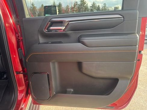 Used 2024 GMC Sierra 2500 AT4 w/ AT4 Premium Plus Package image 29