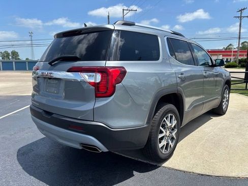 Used 2023 GMC Acadia SLT w/ Preferred Package FWD image 7