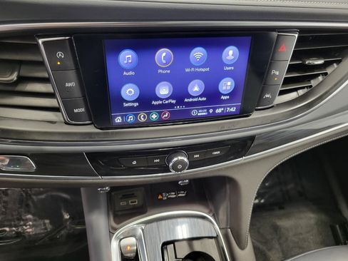 Certified 2024 Buick Enclave Essence w/ Experience Buick Package image 7