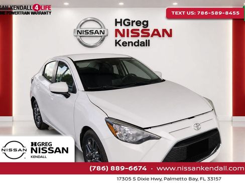 Used 2019 Toyota Yaris LE FWD image 1