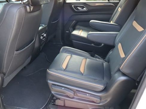 Used 2021 GMC Yukon XL AT4 w/ Rear Media and Nav Package AWD/4WD image 6