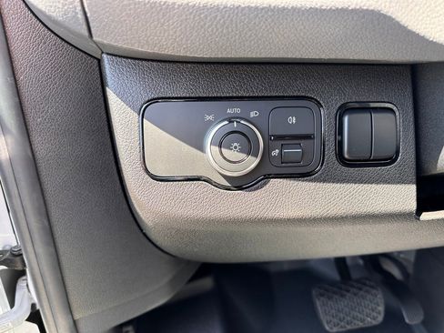 New 2025 Mercedes-Benz Sprinter 2500 image 11