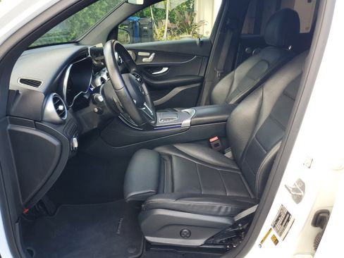 Used 2021 Mercedes-Benz GLC 300 4MATIC Coupe image 18