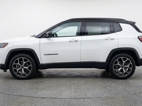 Used 2025 Jeep Compass Limited AWD/4WD image 5