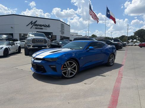 Used 2017 Chevrolet Camaro SS RWD image 1