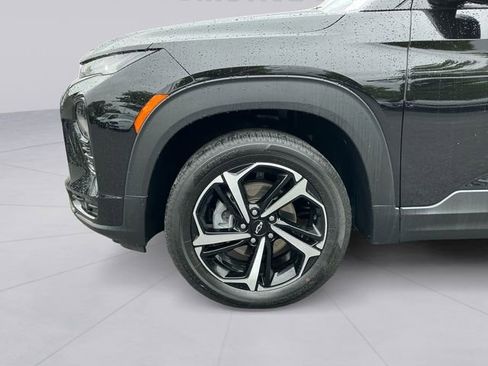 Used 2023 Chevrolet TrailBlazer RS w/ Convenience Package AWD/4WD image 9