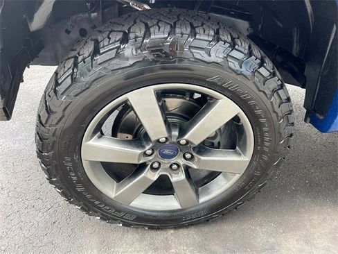 Used 2017 Ford F150 XLT w/ Equipment Group 302A Luxury image 30