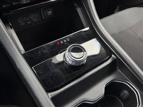 Used 2023 Jeep Grand Cherokee Laredo RWD image 16