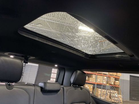 New 2025 Jeep Wagoneer Series II w/ Premium Group I image 37