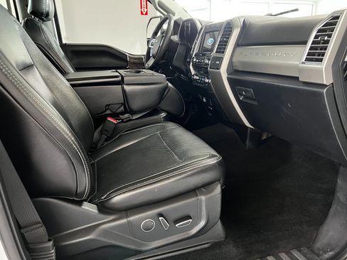 Used 2017 Ford F350 Lariat AWD/4WD image 29