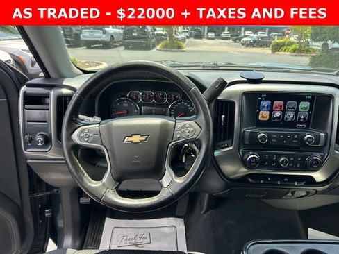 Used 2018 Chevrolet Silverado 1500 LT w/ Texas Edition RWD image 17