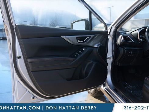 Used 2021 Subaru Crosstrek 2.5i Limited w/ Moonroof Package 1 image 18