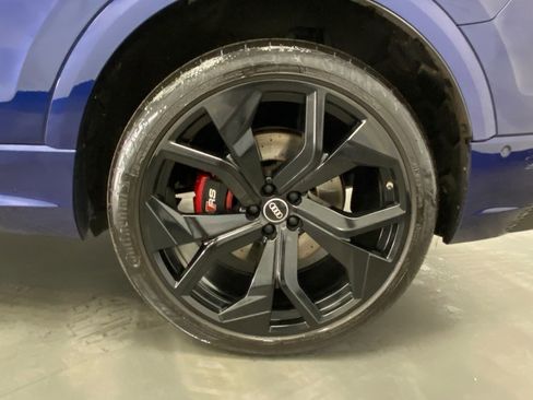 Used 2022 Audi RS Q8 w/ Carbon Optic Package image 18