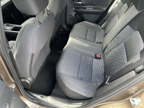 Used 2025 Nissan Kicks SV FWD image 20